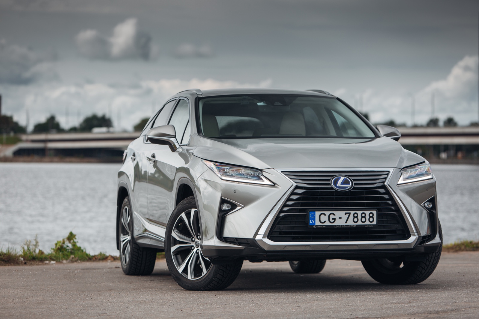 lexus